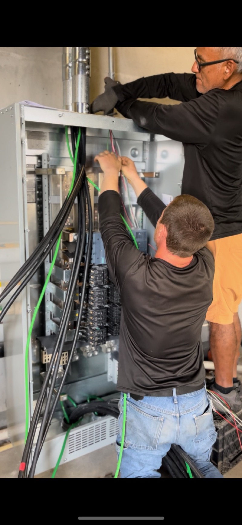 Custom LED kitchen lighting installed in a Trinity home